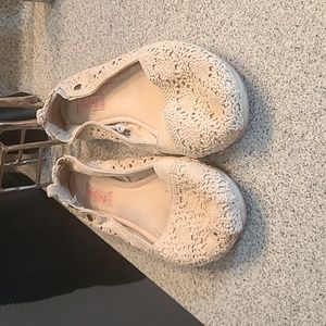 Crocheted flats, sz 10, cream